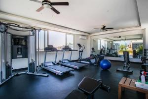 Cozy 6th Floor Studio at Pavilion, POOLS, GYM, BBQ