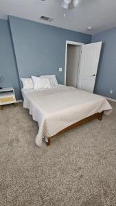Apartment near Bass Lake