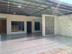 Casa moderna cerca de la playa