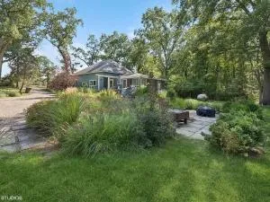 The Hideaway House - Private Peaceful Cozy - LaPorte