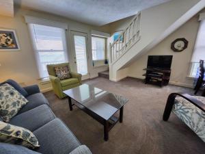 North Shore Inn TC 309