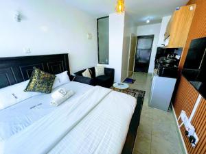 Executive Studio next to JKIA