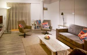 Amazing Home In Workum With Wifi