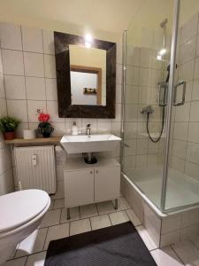 Moderne Wohnung in zentraler Lage mit Balkon - WLAN