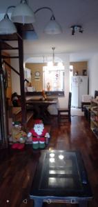 Habitaciones con todos los servicios en Lima Este a 1 cuadra del Banco de Crédito Sede Central