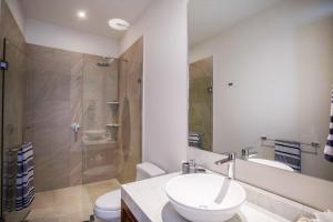 Versalles Retreat, Modern 2BR with Gym and BBQ