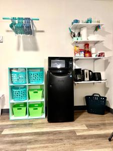 Private Room with Shared Bathroom on the 1st Floor 10 minutes walk to University of Washington