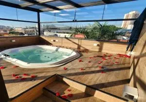 Cobertura Triplex de Luxo com Jacuzzi - أوساسكو