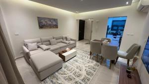 2 Bedrooms 2 baths Cozy lovely full apartment in Madinaty