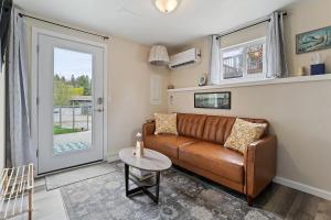 Cozy 1 BD on the South Hill