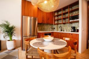 NEW Romantic Zone Gem at Nomada