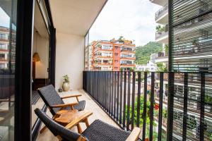 NEW Romantic Zone Gem at Nomada