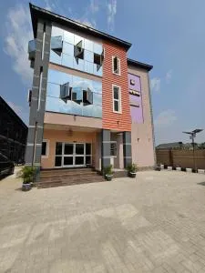 KayQuin Garden - Warri