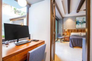 Casa Simpatica | Private Jacuzzi, BBQ and Workspace