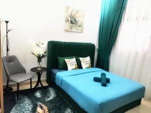 Alanis Lovely Stay