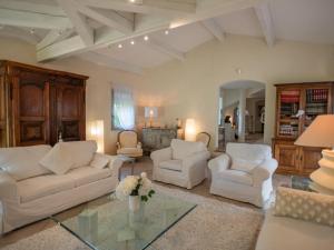 Villas La Sarrazine : photos des chambres