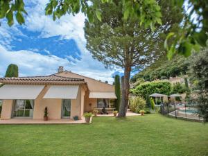 Villas La Sarrazine : photos des chambres