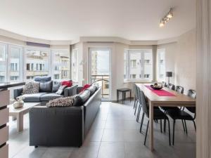 Apartment in Ostend near Sandy Beaches