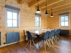 Chalet in istá near Ski Slopes