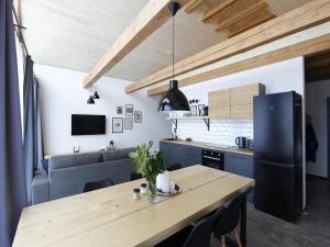 Apartment in Vyso ina near Pern tejn Castle