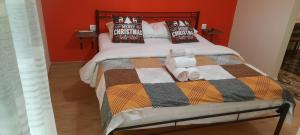 NewRoom2AmbelokipiMetroAirportLine