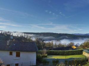 B&B / Chambres d'hotes Chambre cosy avec terrasse et jardin proche Puy-en-Velay - FR-1-582-526 : photos des chambres
