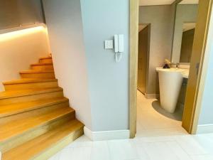 1 Bedroom duplex in serviced 5 stars residence
