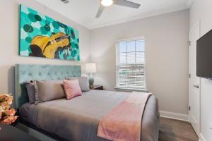 Colorful 5 Bedroom Home near Superdome