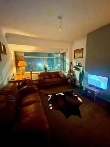 The Halfway House - Marton