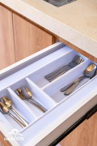 The White Hill Villa by Bukit Vista