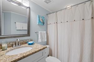 Pelican Pointe 304 by Liquid Life