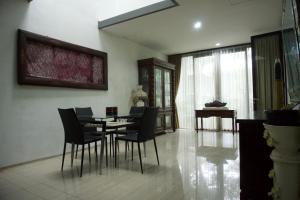 Villa Hyarta E1 by Anvia Jogja