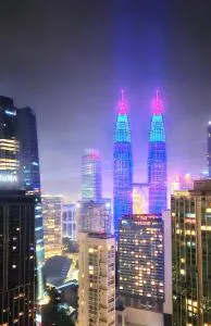 8 Kia Peng Suites KLCC by Luna - Kampong Dollah