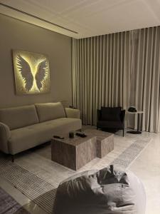 Modern Apartment with Hotel Services in a prime location