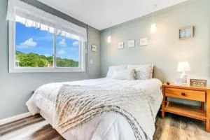 Soothing Oceanfront Haven with Parking - 旧奥查德比奇