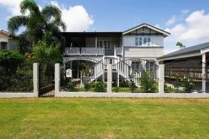 Heavenly Palms on Collinson - Woree