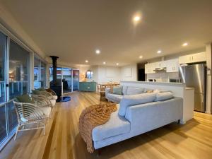 Samphire Stays at Foul Bay