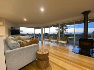 Samphire Stays at Foul Bay