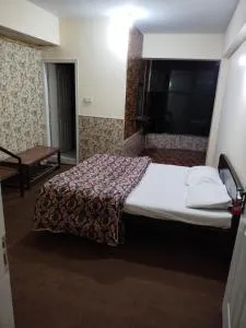 Kashmir Continental Hotel Murree - مورى