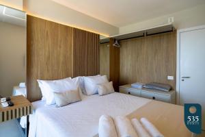 Experimente o Charme da Barra Perto do Farol