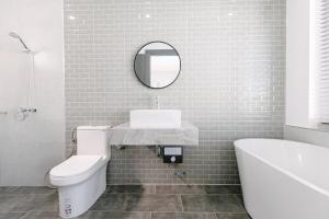 Vanilla Pool Villa - Mari House