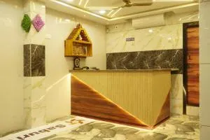 Saburi Grand INN - Ulavapadu