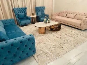 Large, beautiful and trendy apartment in Imouzzer Road - 伊夫兰