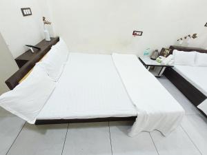 Ginger hotels ujjain tower kshipra inn-Family stay airconditioned hotel