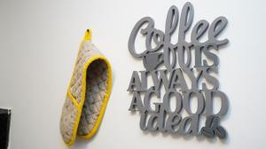 Ground Floor 2Bedroom Apt in Central Slough By Easy 2 Manage