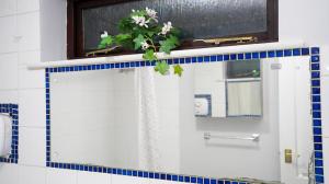 Ground Floor 2Bedroom Apt in Central Slough By Easy 2 Manage