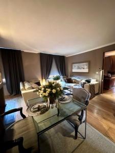 Cosy Penthouse Central Village