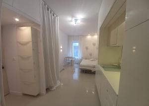 Centrum Krakowa, apartament z ogrodem i parkingiem