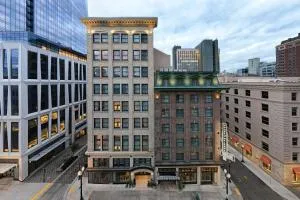 Woodlark Hotel Portland, a Tribute Portfolio Hotel