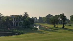 Private Golf course villa, 30 min from Gurgaon